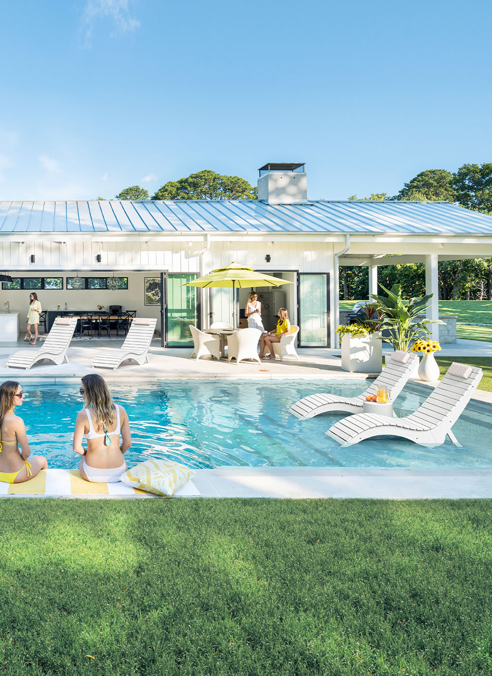 Commercial-style in-pool seating for shallow-water lounge areas